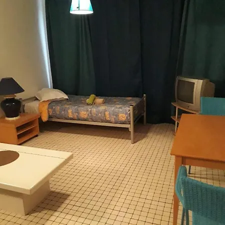 Apartotel Des Jardins De La Fontaine Qui Bout Apart-hotel Charleroi