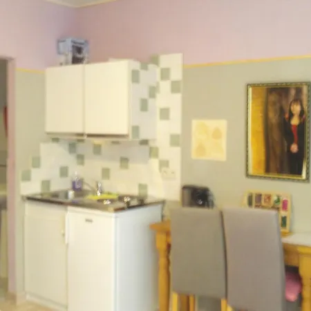 Apart-hotel Apartotel Des Jardins De La Fontaine Qui Bout