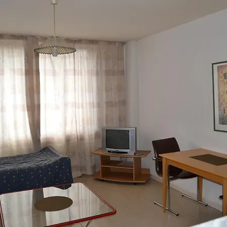 Apartotel Des Jardins De La Fontaine Qui Bout 3* Charleroi