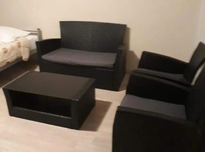 Apartmanhotel Apartotel Des Jardins De La Fontaine Qui Bout Charleroi