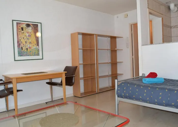 Apartotel Des Jardins De La Fontaine Qui Bout 3*