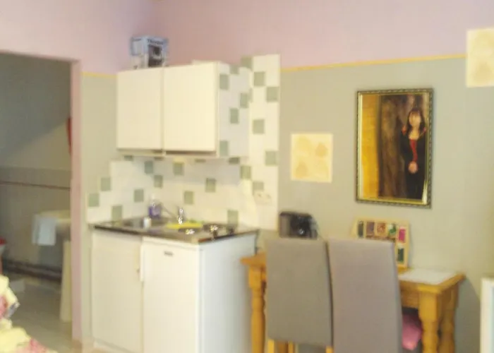 Apartmanhotel Apartotel Des Jardins De La Fontaine Qui Bout