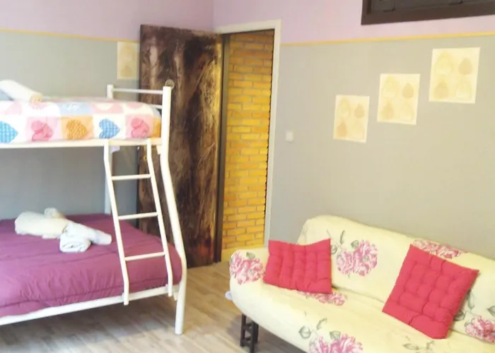 Apartmanhotel Apartotel Des Jardins De La Fontaine Qui Bout Charleroi