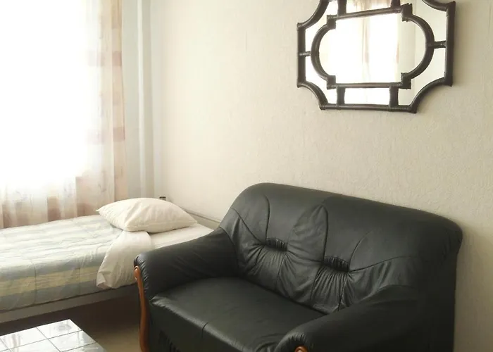 Apartmanhotel Apartotel Des Jardins De La Fontaine Qui Bout