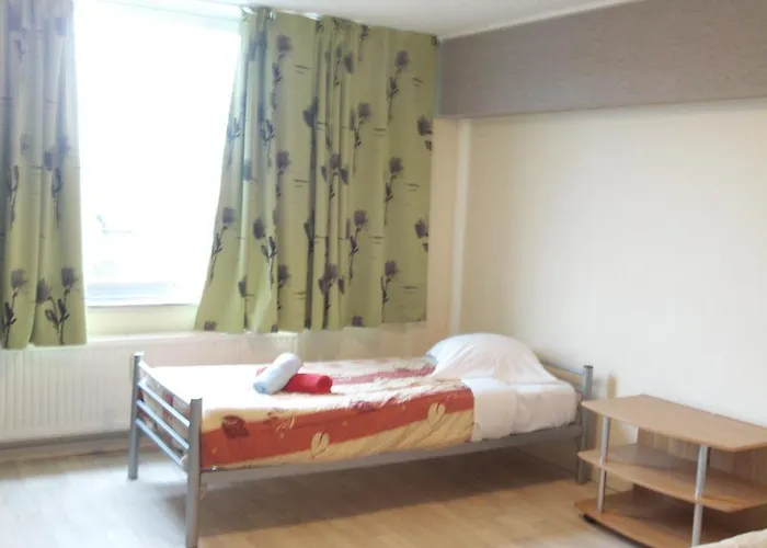 Apartmanhotel Apartotel Des Jardins De La Fontaine Qui Bout